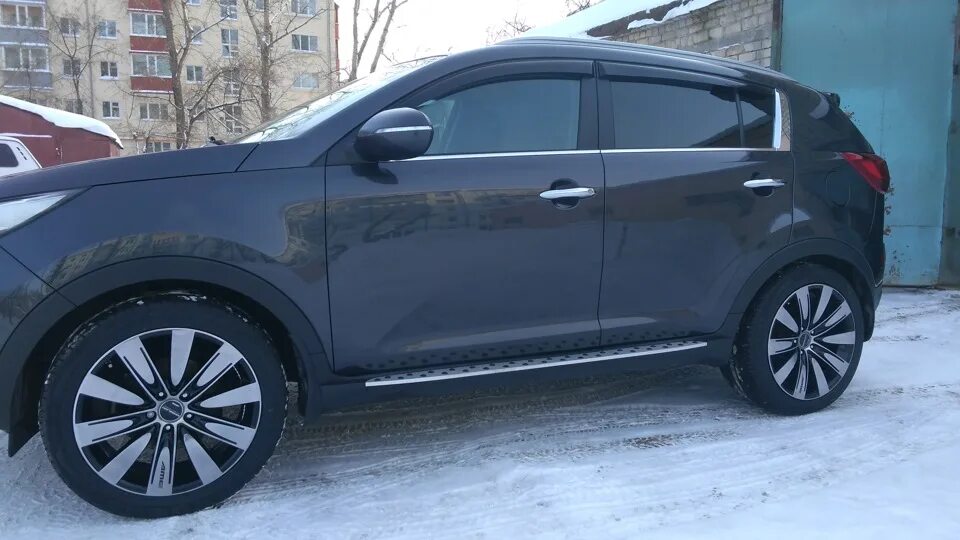 Купить шины киа спортейдж. Kia Sportage 4 диски r19. Киа Спортейдж r19. Kia Sportage 4 r19. Sportage 3 r19.