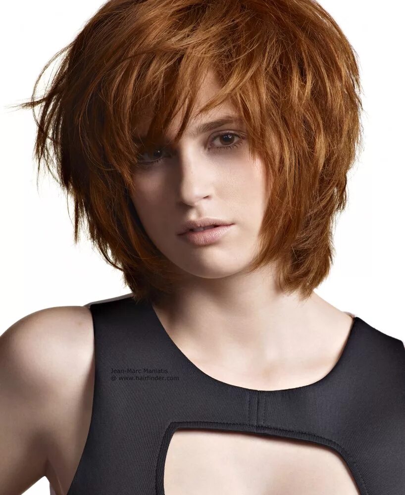 стрижка боб каре на средние градуированное. стрижка градуированный боб каскад на средние волосы. градуированное без челки на короткие. градуированный боб каскад на средние волосы с челкой. боб с легкой градуировкой.