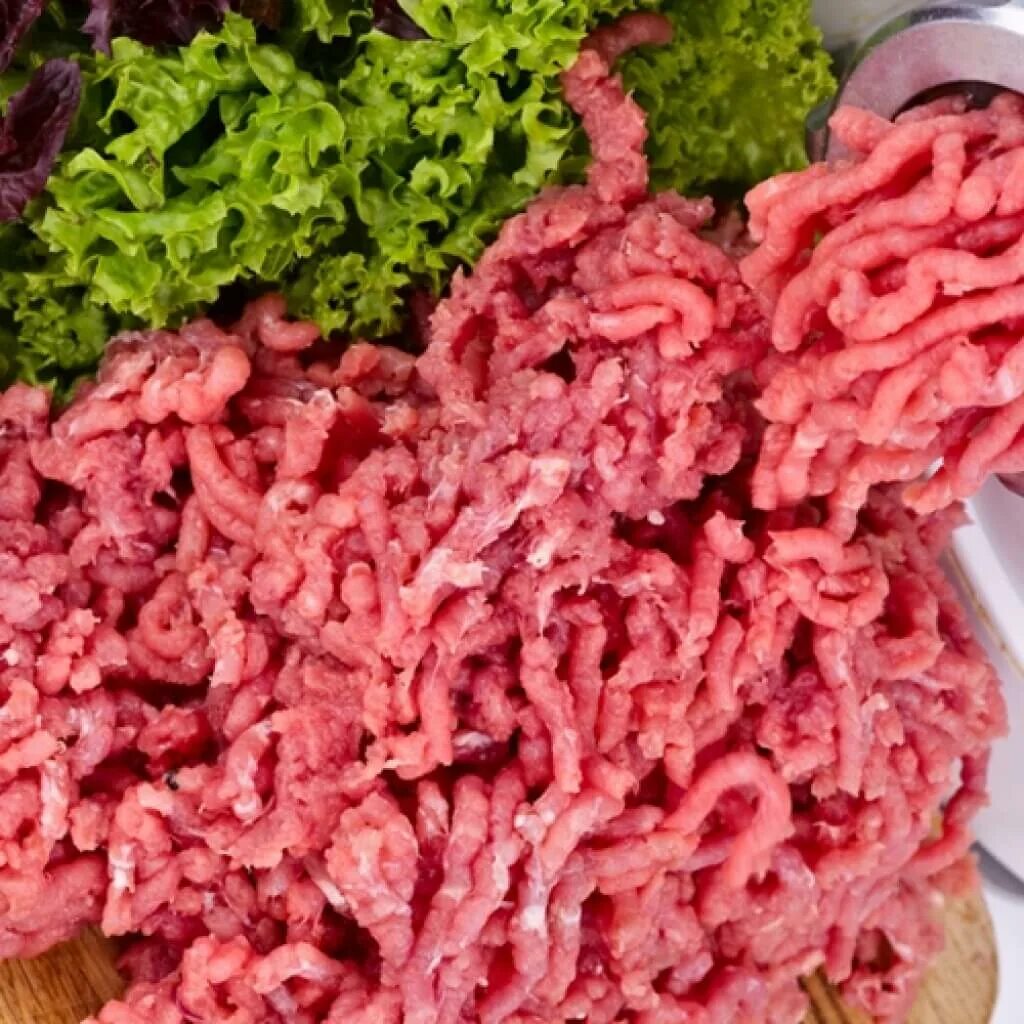 Мясо фарш. Фарш говяжий. Фарш. Липкий фарш. Фарш липкийфарш брюзга.