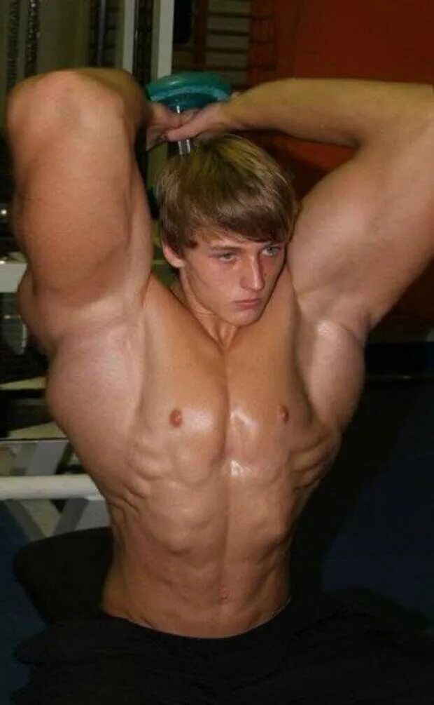 Хиляк и качок. Качок нефор. Саша шпак мем. Chase stobbe слив. Саша шпак мем.