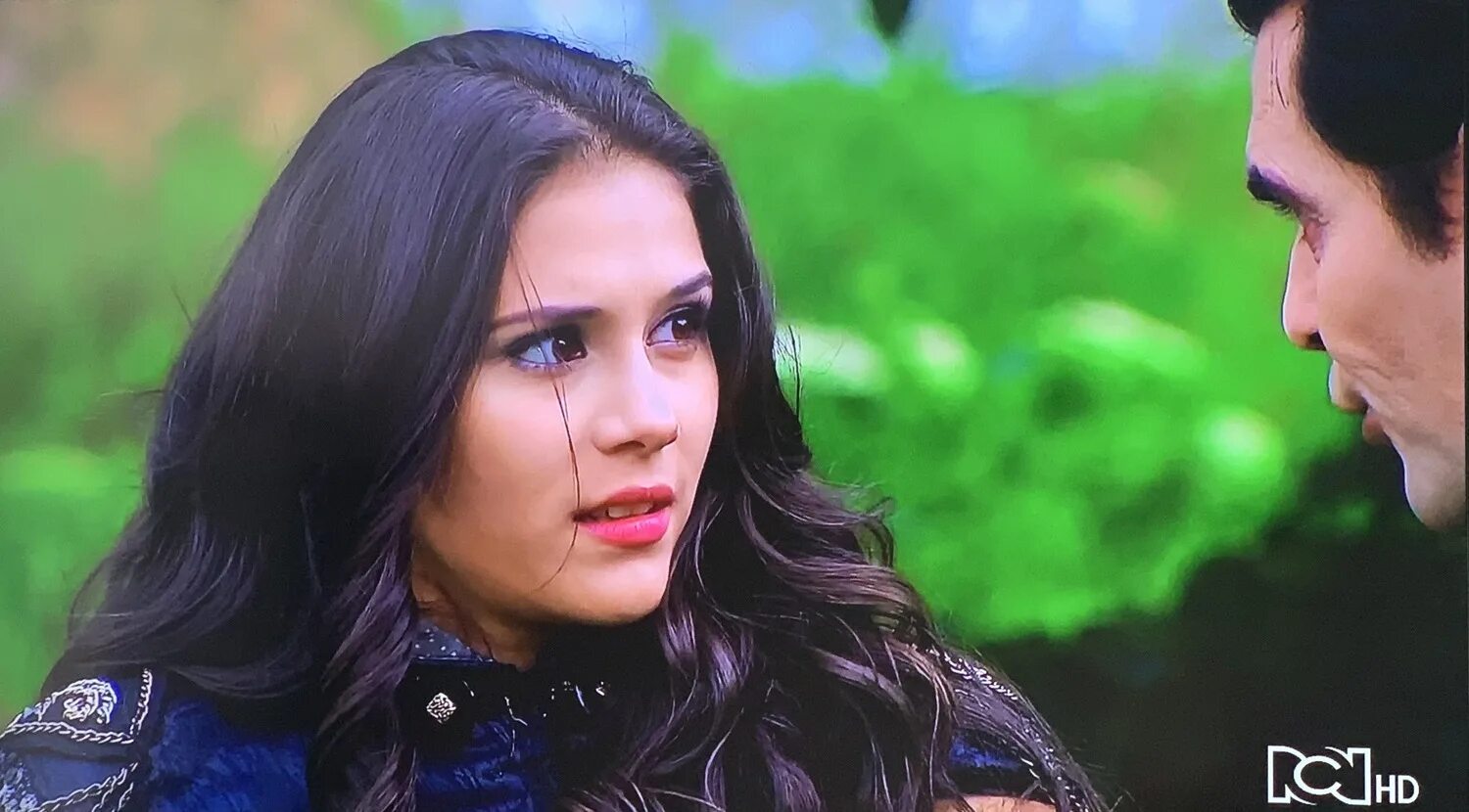 девочка вампир дейзи. Chica vampiro девочка вампир. дейзи и мирко. девочка вампир 4. девочка вампир дейзи.