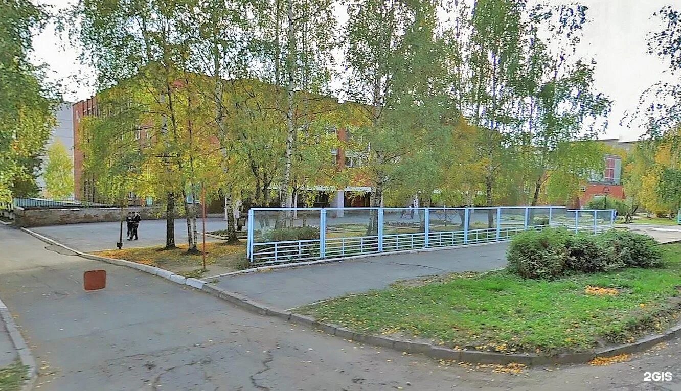 Школа 54 томск. Школа 54 ижевск. Сайт школы 54 ижевск. Школа 70 ижевск. Сайт школы 54 ижевск.