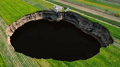 Hole world