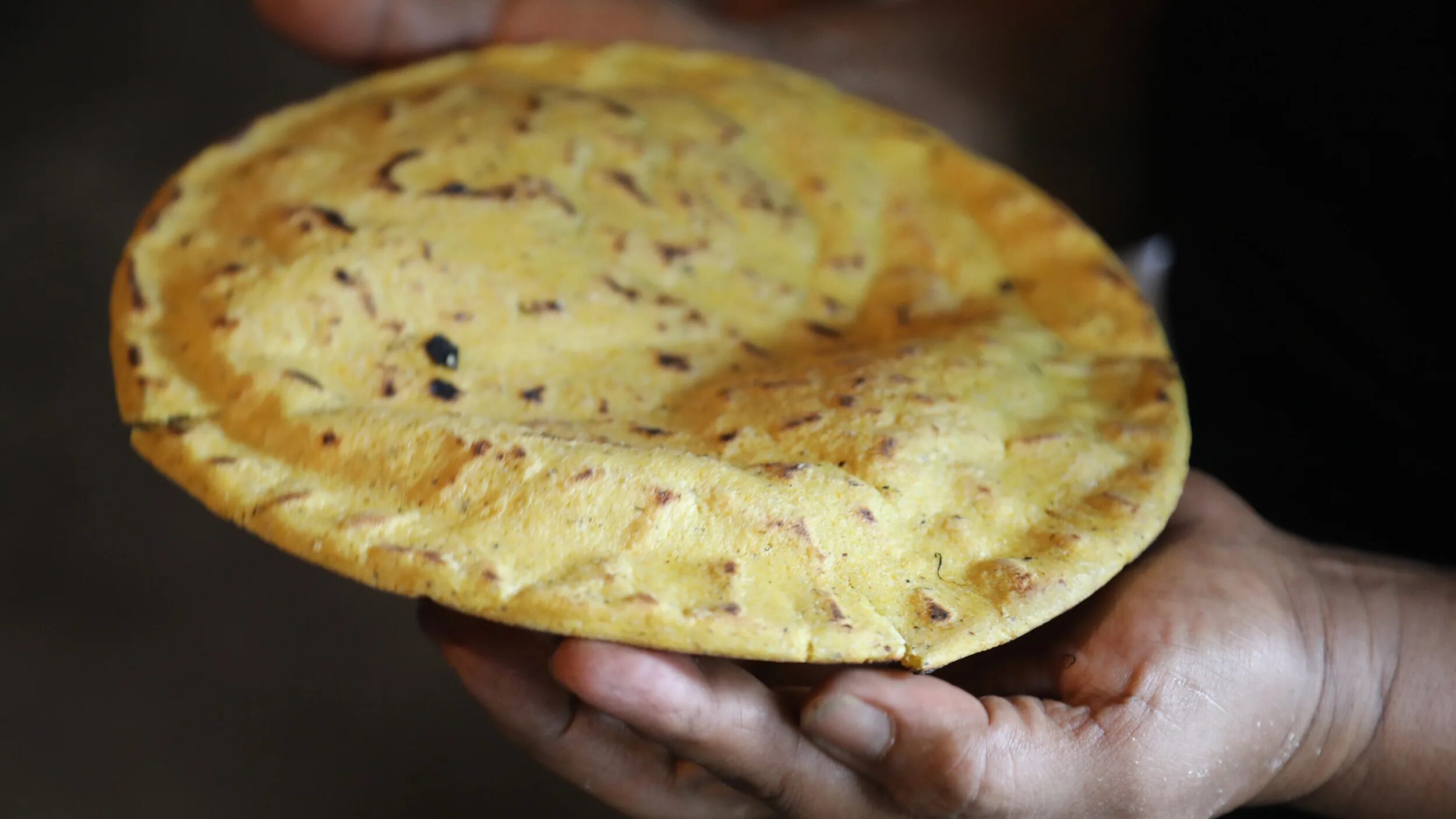 Кухня наизнанку лепешки. Tortillas мексиканские лепешки. лепешка из кукурузной муки мексика. маисовые лепешки мексика. лепёшки из кукурузной муки тортилья.