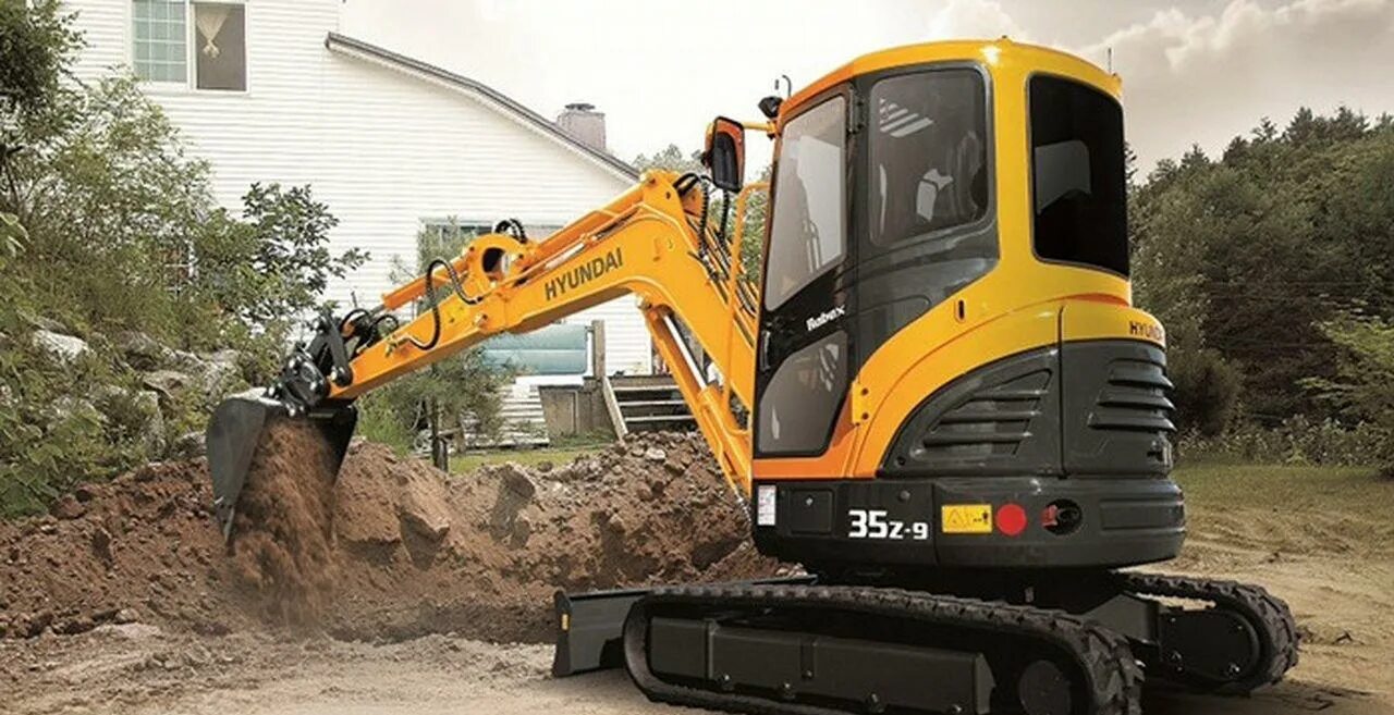 Hyundai r380. Мини экскаватор. Mini Excavator. Мини экскаватор с отбойным молотком.