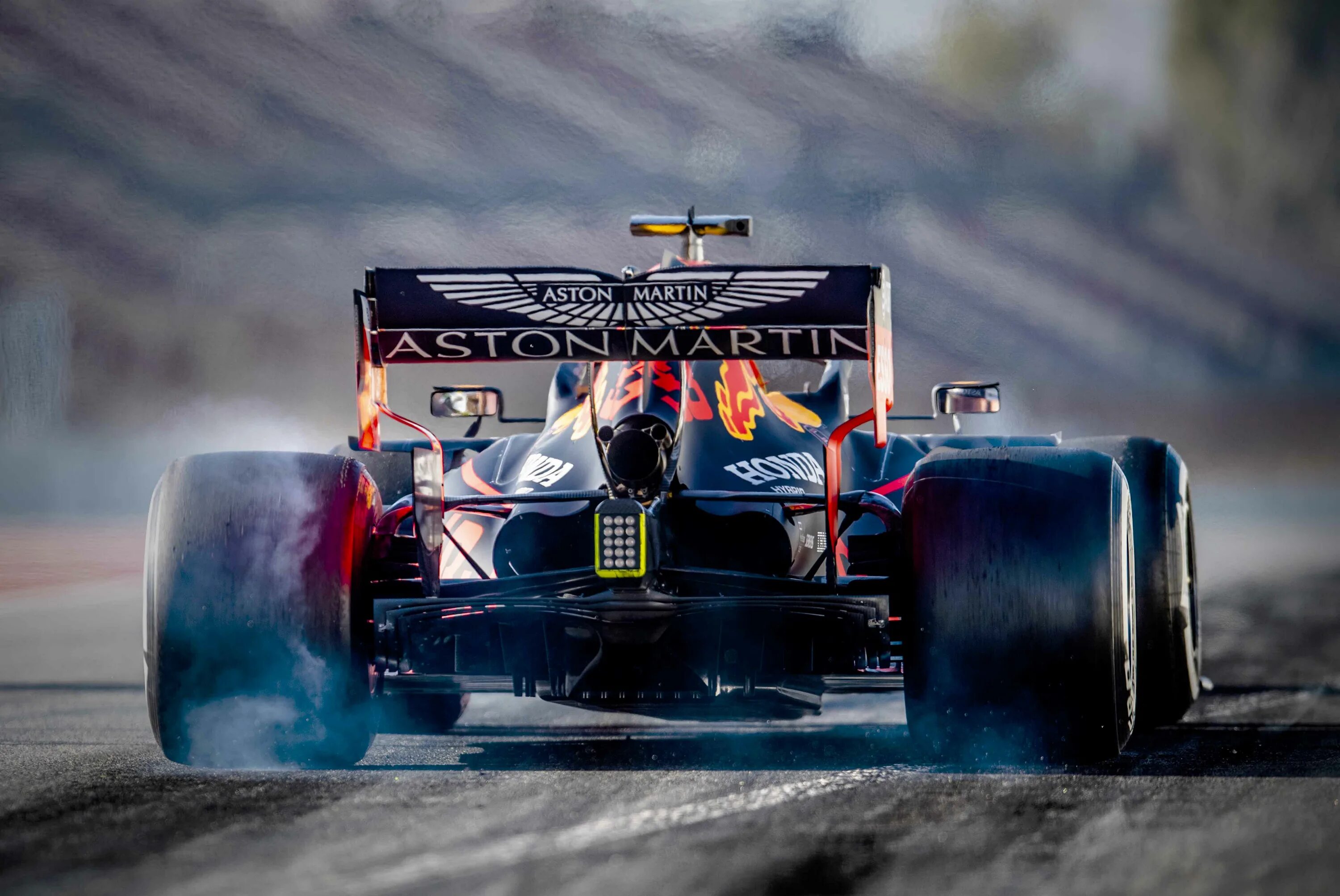 Ред булл рейсинг. Red bull rb 16. ф1 макс ферстаппен. red bull racing rb16. ред булл f1.