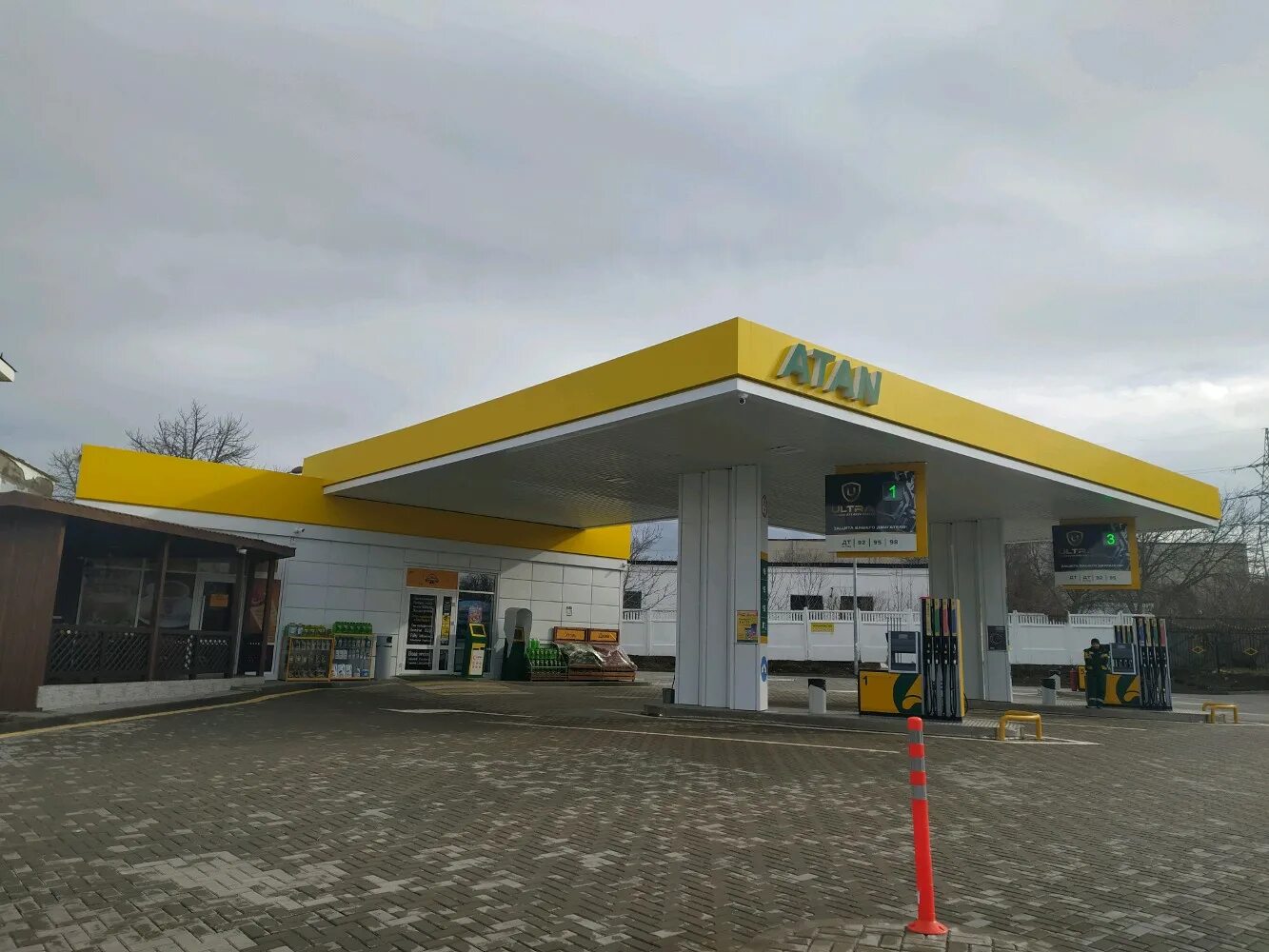 киевская. олегор заправка симферополь. автоматическая азс. азс симферополь. азс тэс карта заправок.