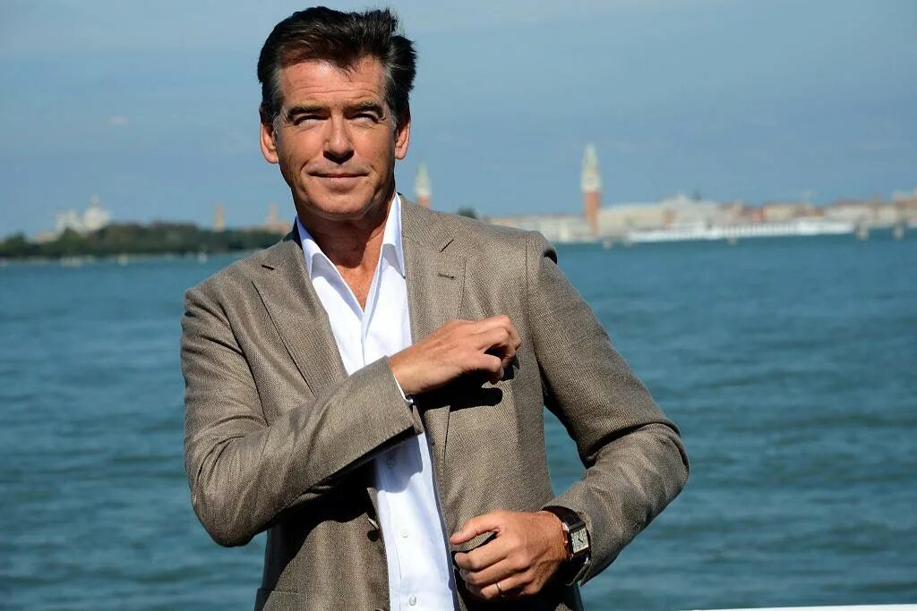 жизнь пирса броснана. пирс броснан бриони. Pierce brosnan 2021. пирс броснан. жизнь пирса броснана.