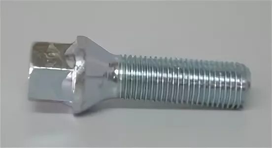 Колесный болт на 14