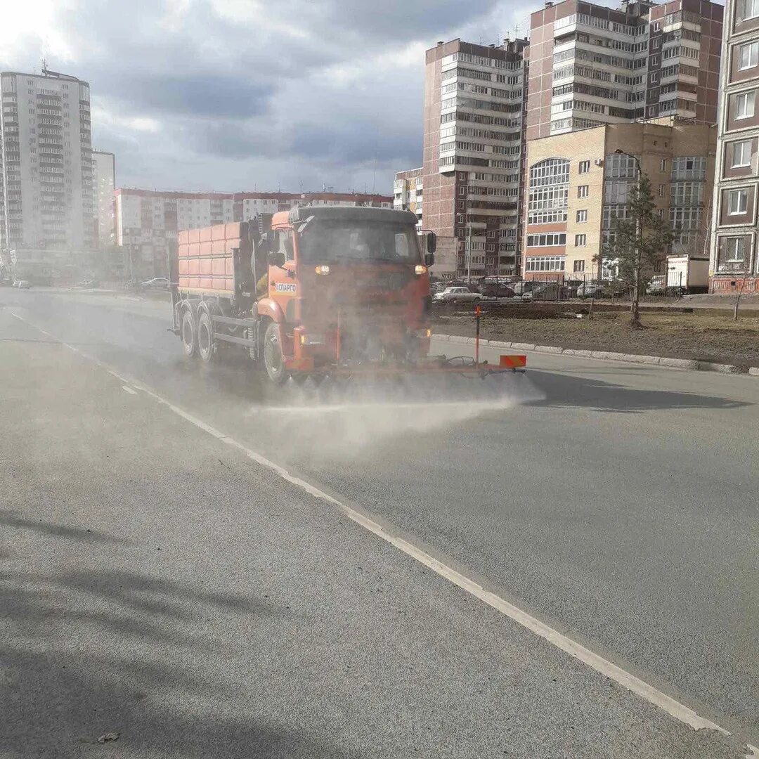 Уборка улиц города Пермь. В Перми начнут мыть улицы с пеной 2023. Моем Пермь, Пермь.