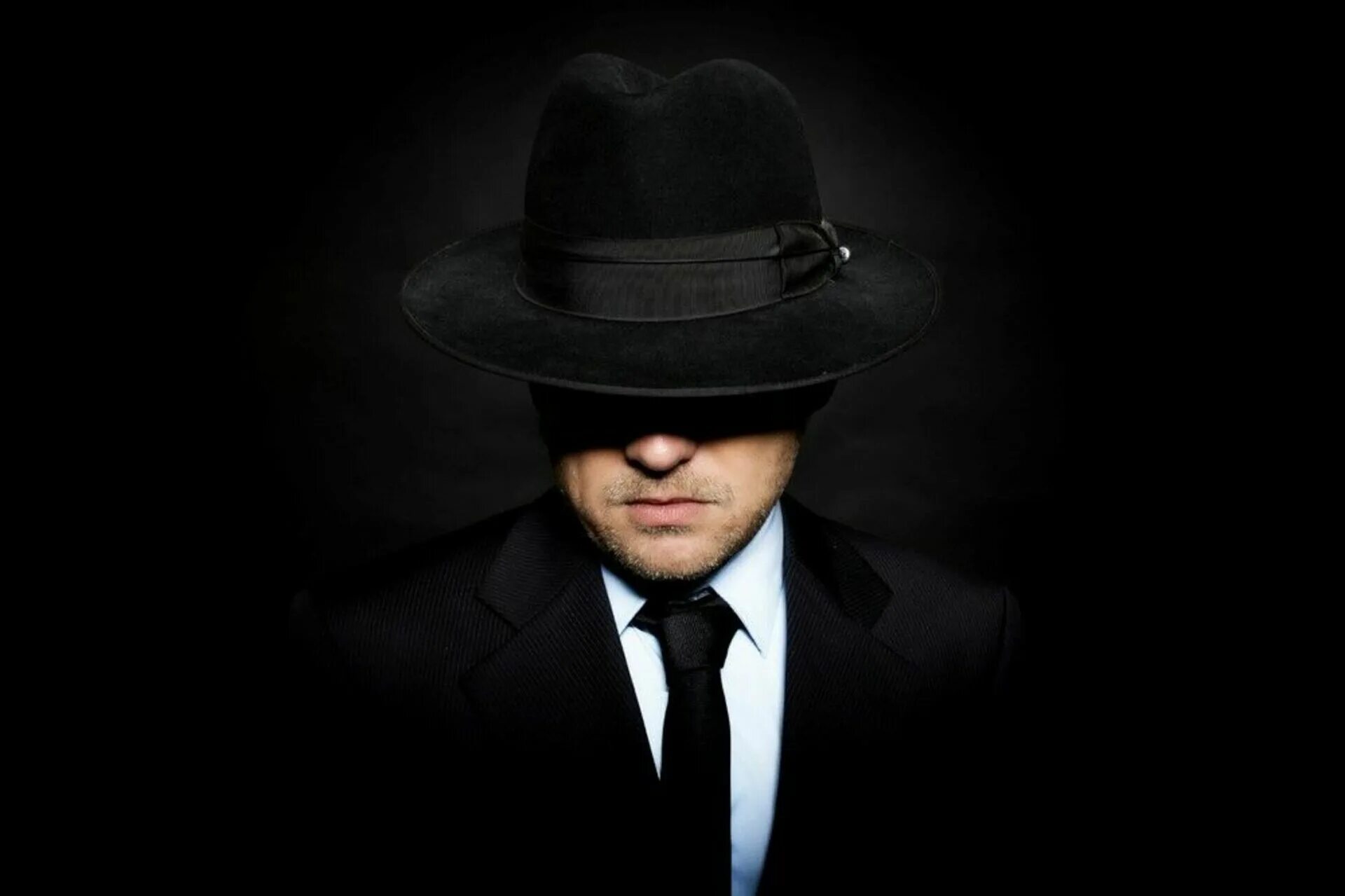 Разведчики и шпионы. Фото шпиона. Иностранный шпион. Шпион. Шпион в шляпе.