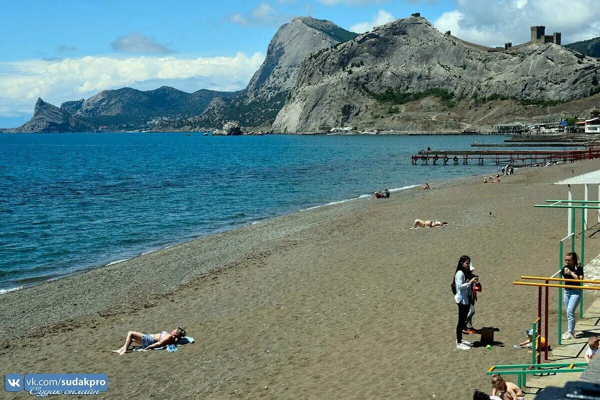 Судак крым пляжи фото Раздел "Центральный пляж" в альбоме "Пляжи" фотогалереи города Судака на сайте s