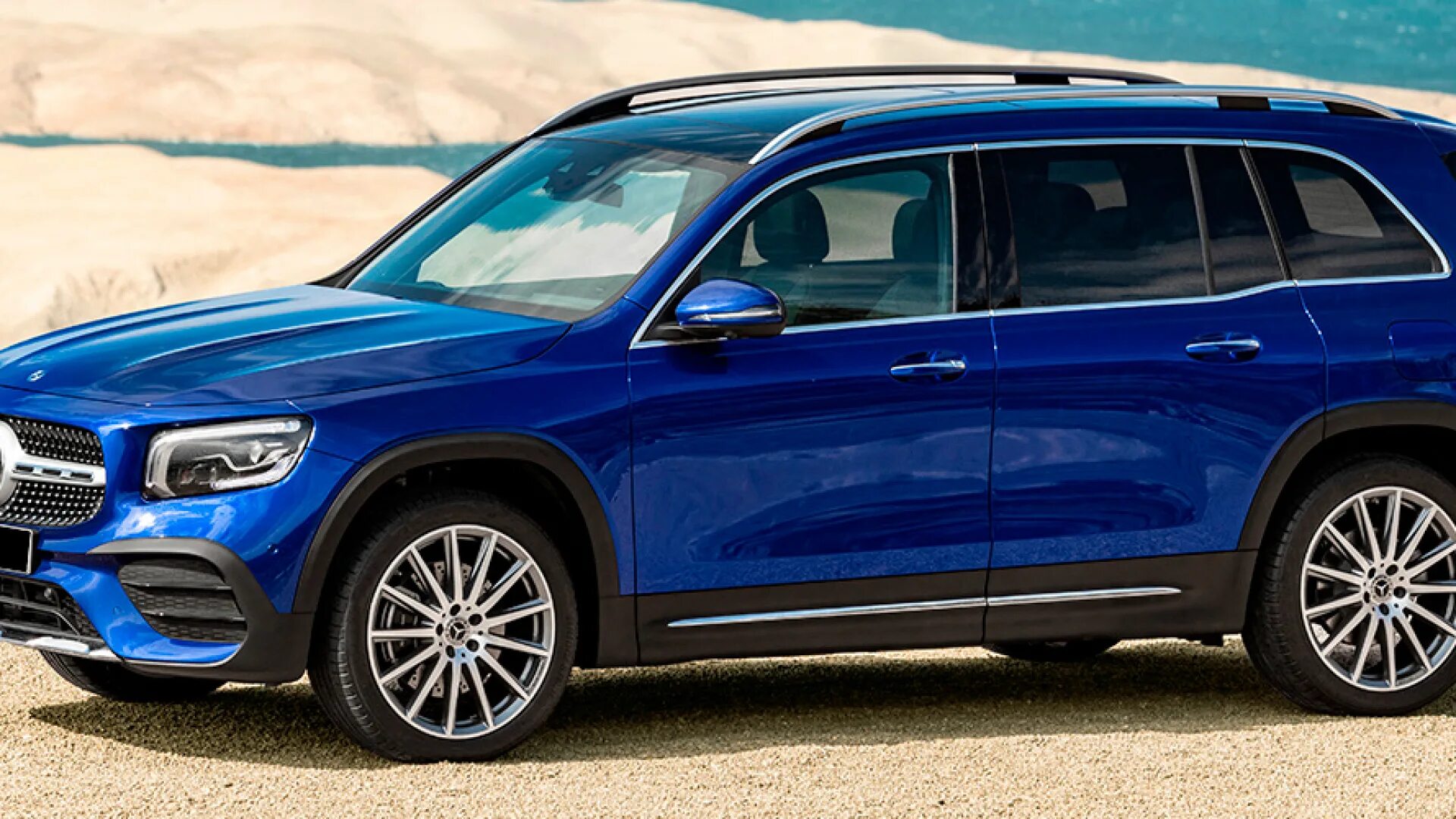 Is this REALLY a Luxury SUV? 2020 Mercedes GLB might fall short... Dive Dive 20-