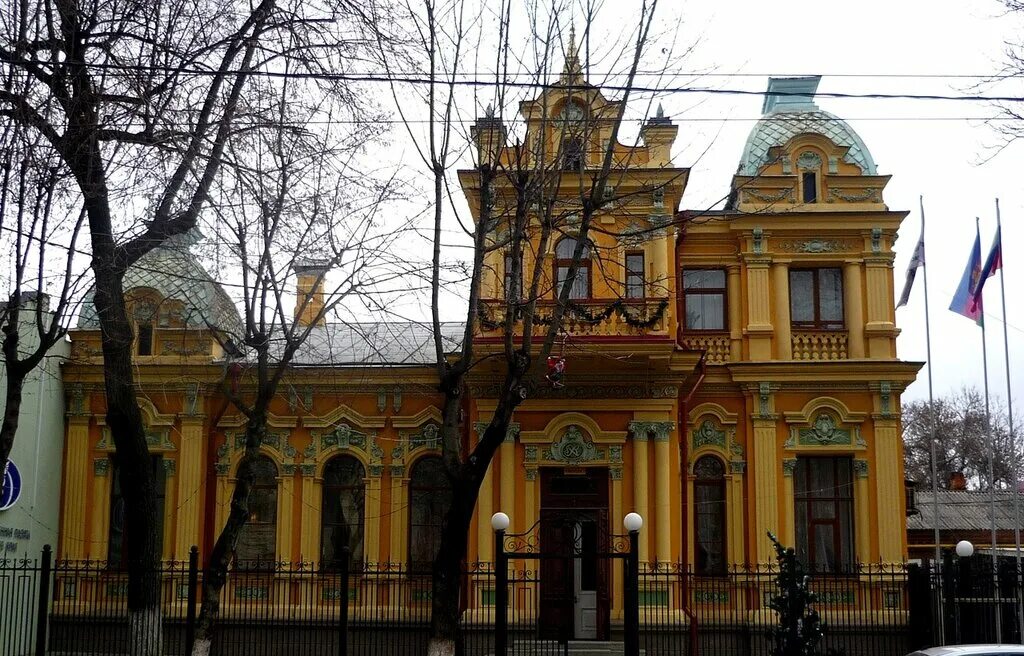 особняк рубежанского краснодар улица. особняк купца котлярова краснодар. особняк краснодар фрунзе. дома в краснодаре. екатериновка коттеджный поселок.