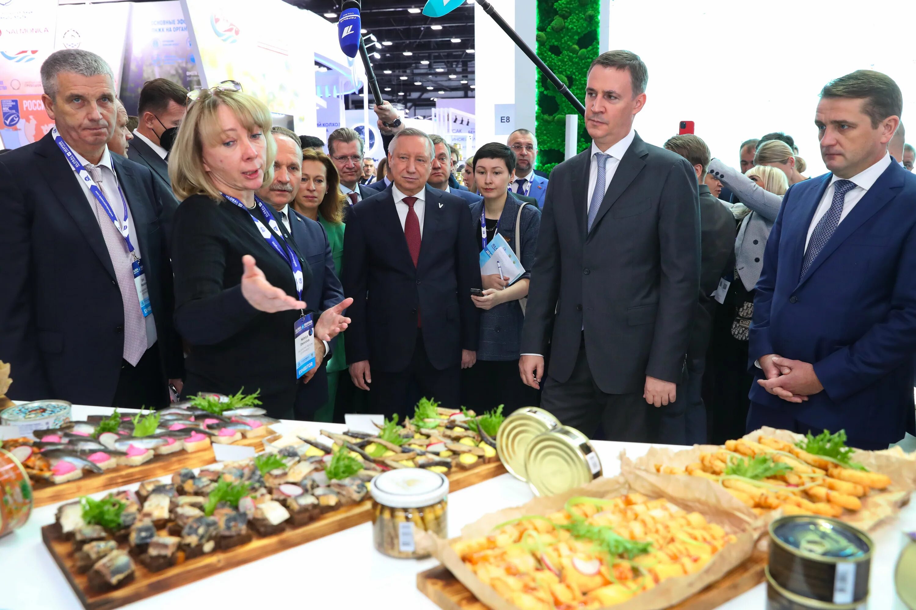 Выставка форум спб. Выставка Seafood Санкт Петербург 2022. Экспо Санкт-Петербург. Выставка рыбопромышленная Питер. ЭКСПОФОРУМ Рыбная выставка.