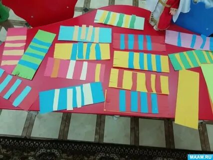 Аппликация полосатый коврик