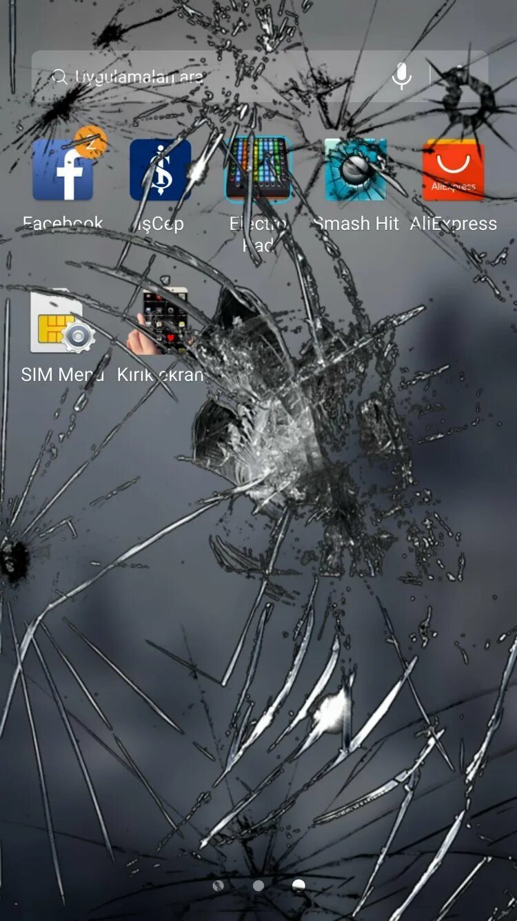 Покажи как разбивается. Разбитый экран телефона. Разбитый дисплей. Андроид разбитый экран. Экран разбитого телефона.