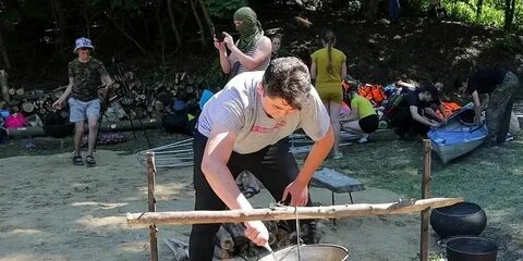 Возглавить поход