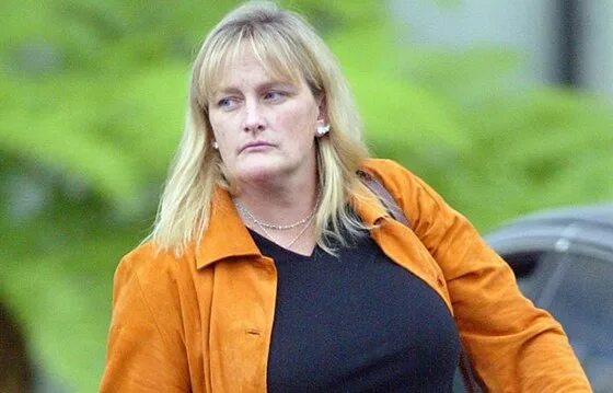Дебби родит. Debbie rowe. дебби роу фото. дебби роу жена майкла джексона.