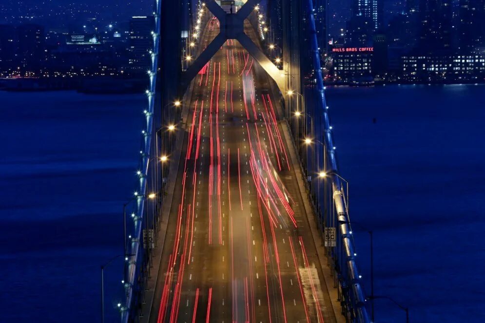 Мост между Сан-Франциско и Оклендом Окленд. Движение миров. Пик в Сан Франциско. Сан Франциско пика.