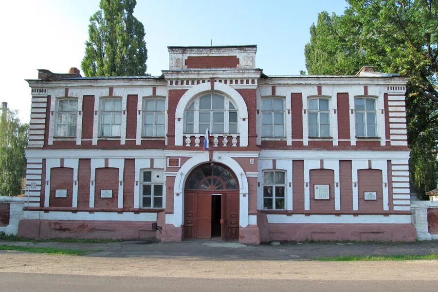 Борисоглебск здания. Борисоглебск ЖД училище. Техническое железнодорожное училище Борисоглебск. Индустриальный техникум Борисоглебск. Город Борисоглебск Воронежской области.