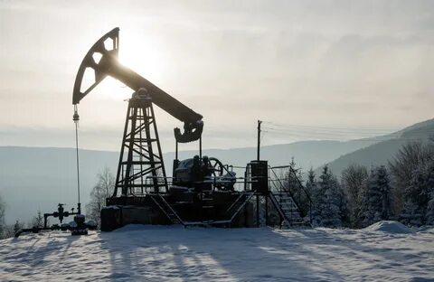 Нефть нефтяная вышка