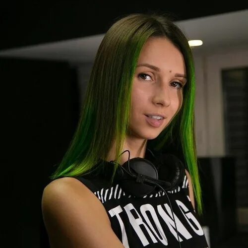 Miss monique mimo. Miss monique mimo. Miss monique фотосессия. Miss monique siona records. Miss monique siona records.