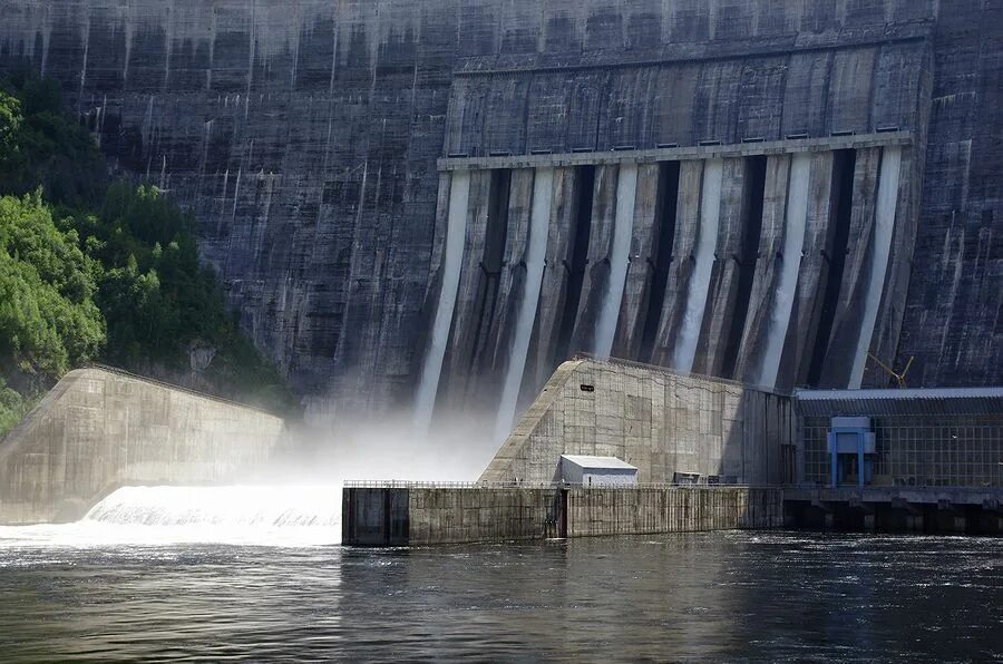 Гэс на енисее. Зейская и бурейская гэс. Гэс одежда. Абакан саяно шушенская гэс. Иркутская гэс главный инженер.