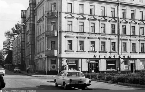Спиридоньевский переулок