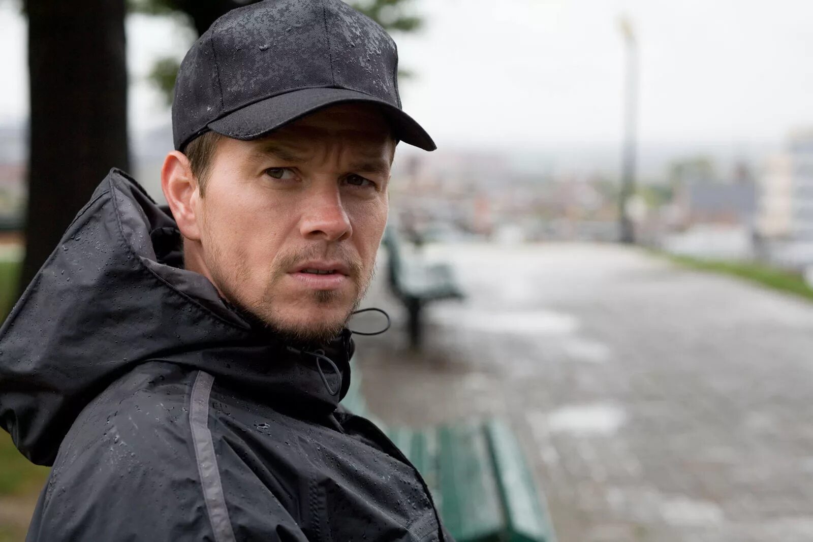 марк уолберг стрелок 2007. главный герой 2020 райан рейнольдс. марк уолберг стрелок 2007. марк уолберг стрелок. марк уолберг 2007.