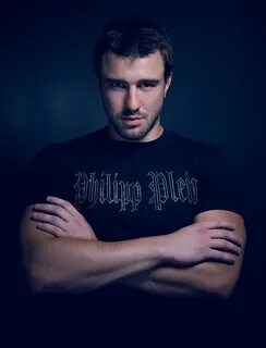 Олейник актер
