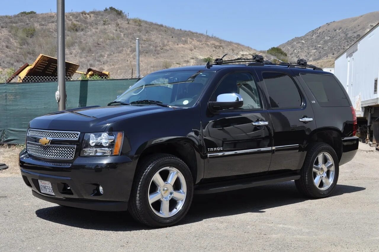 Купить шевроле тахо новый. Chevrolet Tahoe. Джип Шевроле Тахо. Chevrolet Tahoe 2013. Chevrolet GMC Tahoe, 2013.