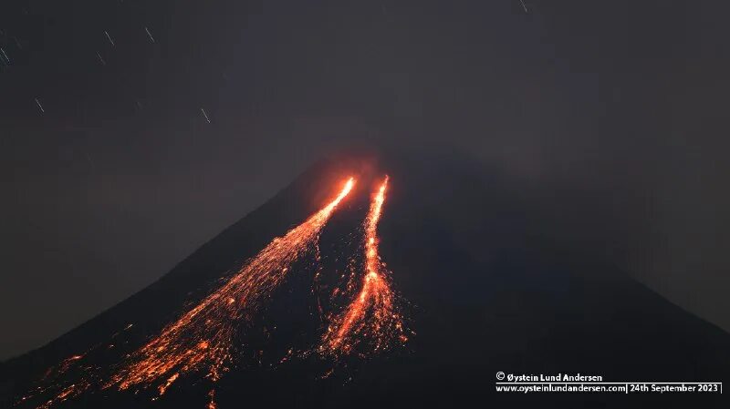 Картина лава вулкана магма. Вулкан эстетика. Лава лавина. Магма земли. Действующий вулкан этна.