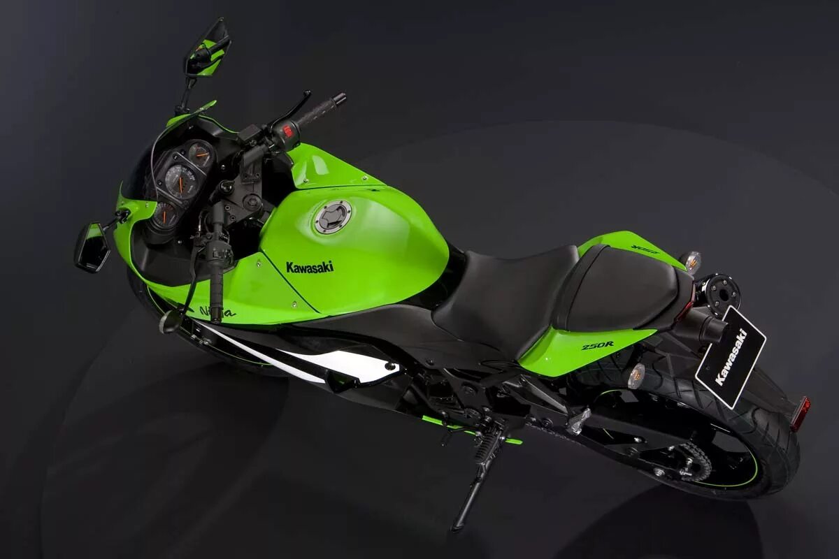 Кавасаки 250 кубов спортбайк. Мотоцикл kawasaki ninja 250. Кавасаки гпз 250. Kawasaki ninja ex250. Kx250f 2008.