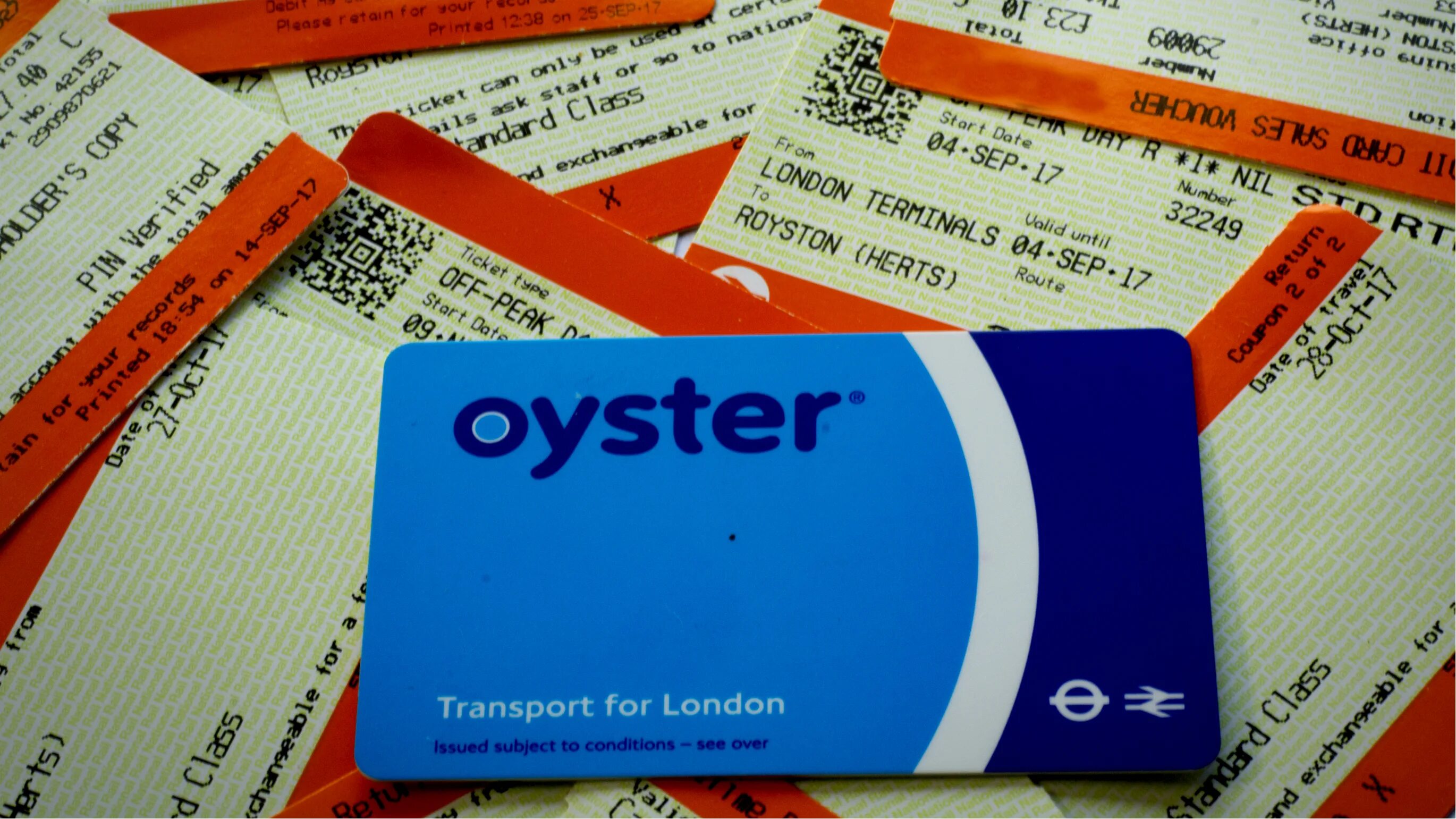 Ticket issued. Oyster Card London. Билеты в Лондон. Oyster ticket. Купить билеты в Лондон.