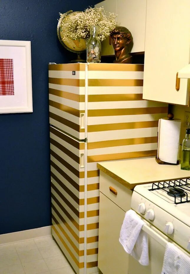 Decorating Refrigerators with Stickers by Kodu Design Decoración de nevera, Deco