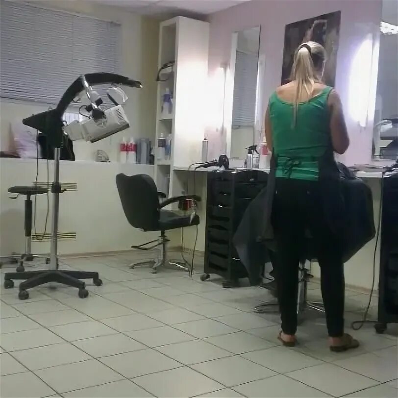 Парикмахерская мая. Салон мелисса рыбинск красоты виконда. Детские стрижки наголо. Салон май на московском. Салон красоты парикмахер.