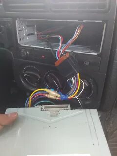 Автомагнитола сбиваются настройки