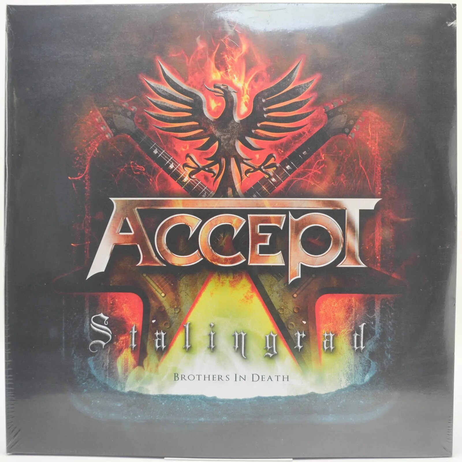 Гитарист ассепт. Группа accept 1983. Accept винил. Акцепт каталог. Accept логотип.