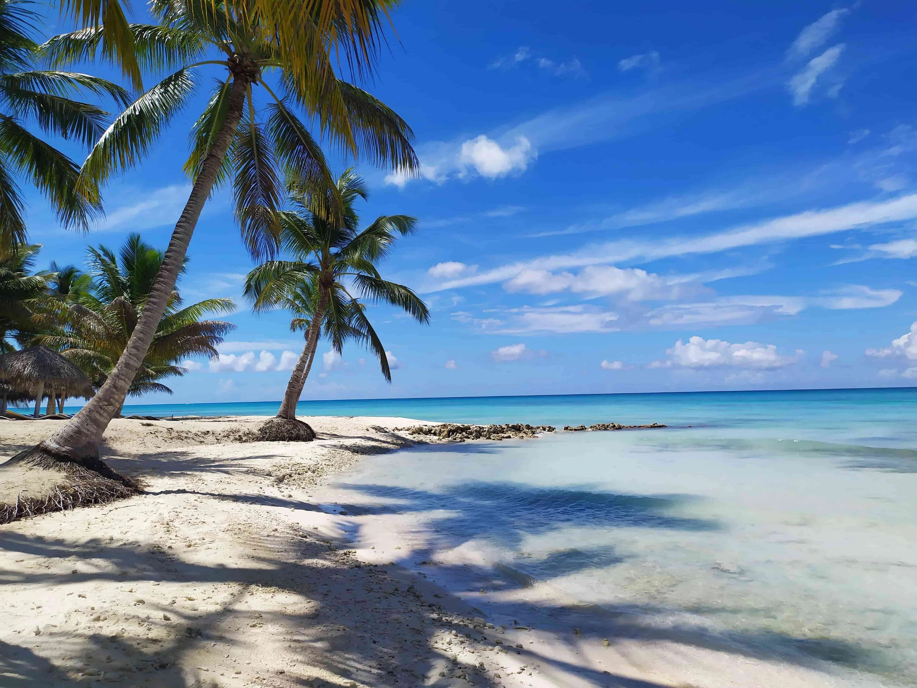 Пляж ривьера майя мексика. Карибы карибское море. Карибское море доминикана. Карибское море матансас. Канкун океан.
