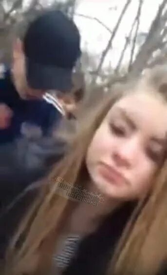 Фулл видео. Шкурыга Глаша. Глаша и школьники в лесу. Московскую школьницу толпой в лесу. Одноклассницу по кругу.
