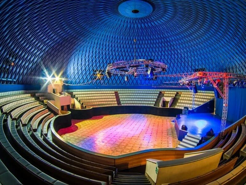 Уск крылья советов цирковой. Мюзикл цирк. Концерт в уск орбита сыктывкар. Уск крылья советов арена. Уск крылья советов цирковой.