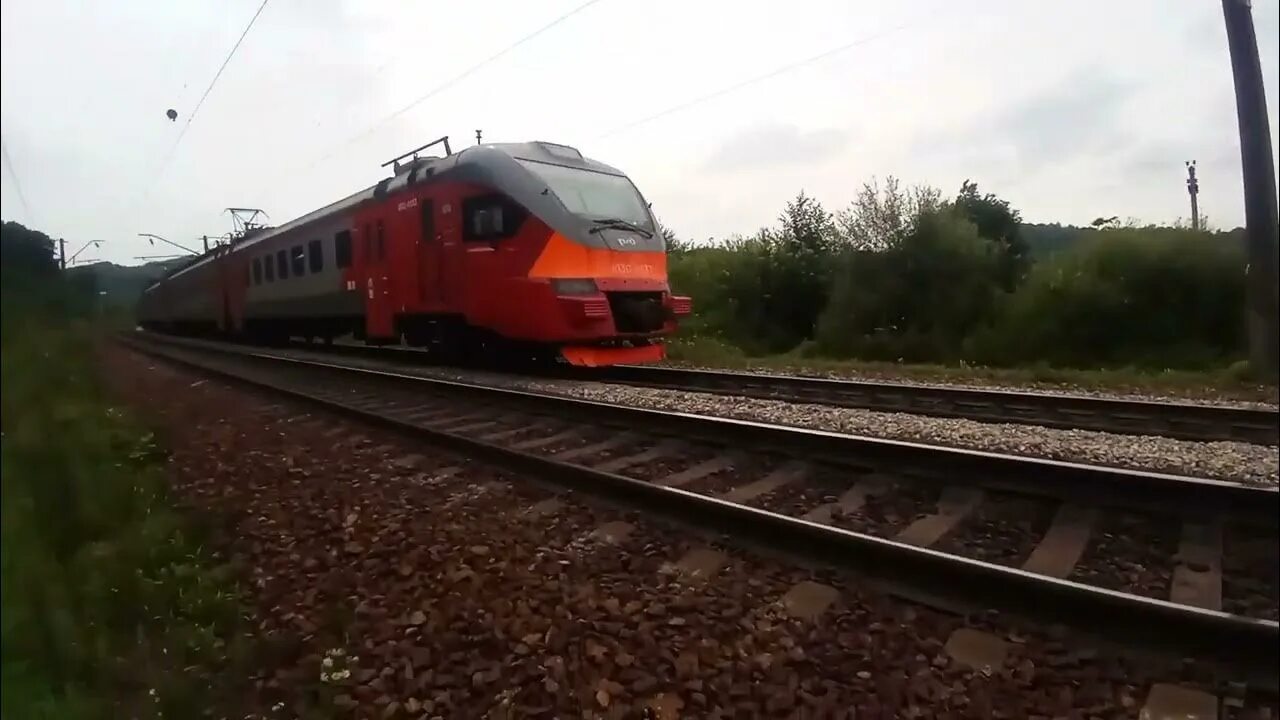 Электропоезд восток. Эр9мк 570. Электричка владивосток. Электричка кипарисово. Эр9пк 224.