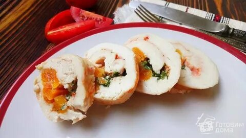 Рулет из курицы с курагой