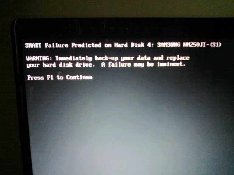 Ошибка загрузки на диск. Hard Disk Error при загрузке. Смарт Хард диск Эррор. Smart failure predicted on hard Disk 0 что делать.