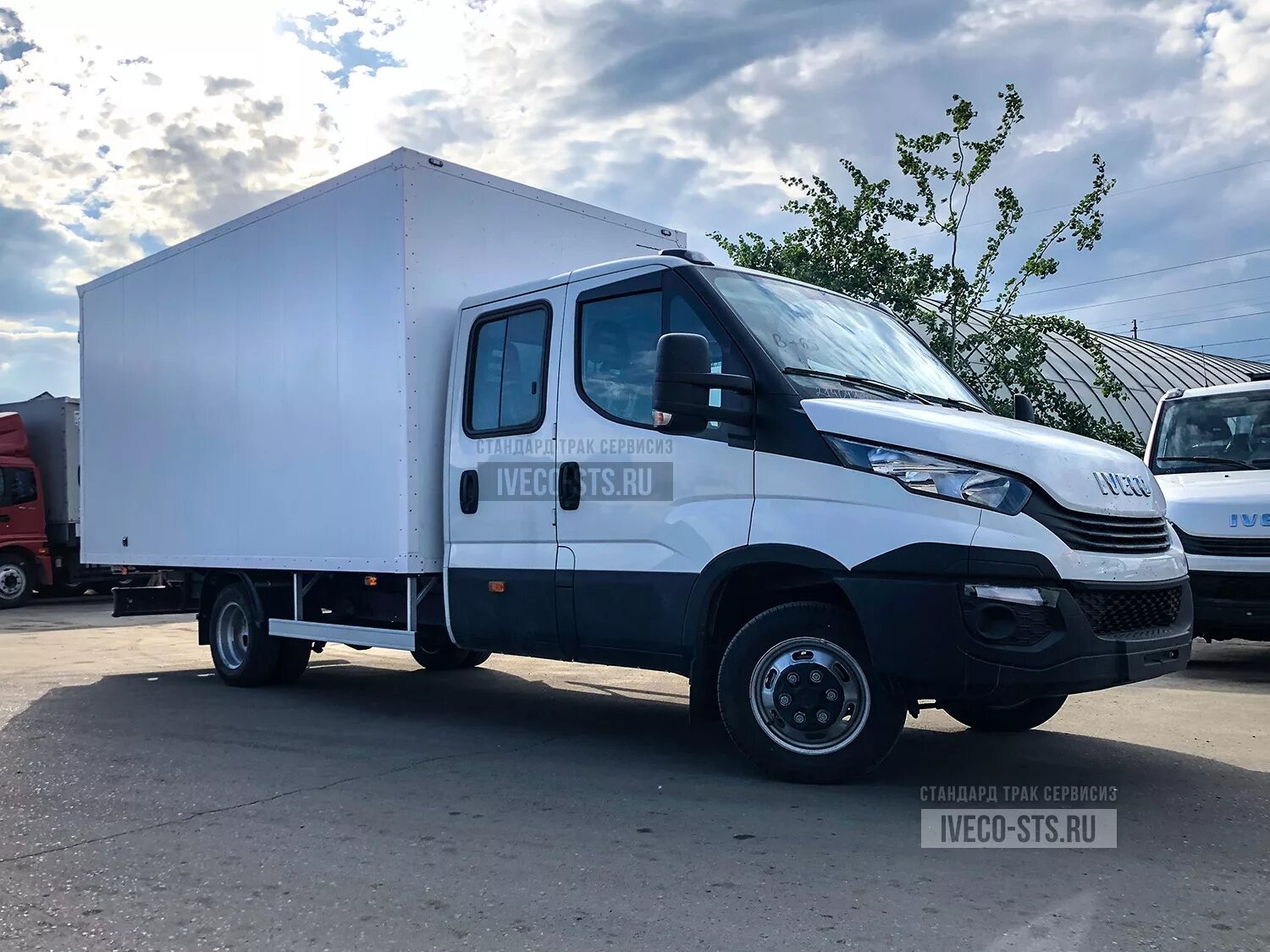 Ивеко Дейли фургон. Ивеко Дейли фургон 2020. Ивеко Дейли 50. Iveco Daily 50c15 фургон. Ивеко дейли цельнометаллический