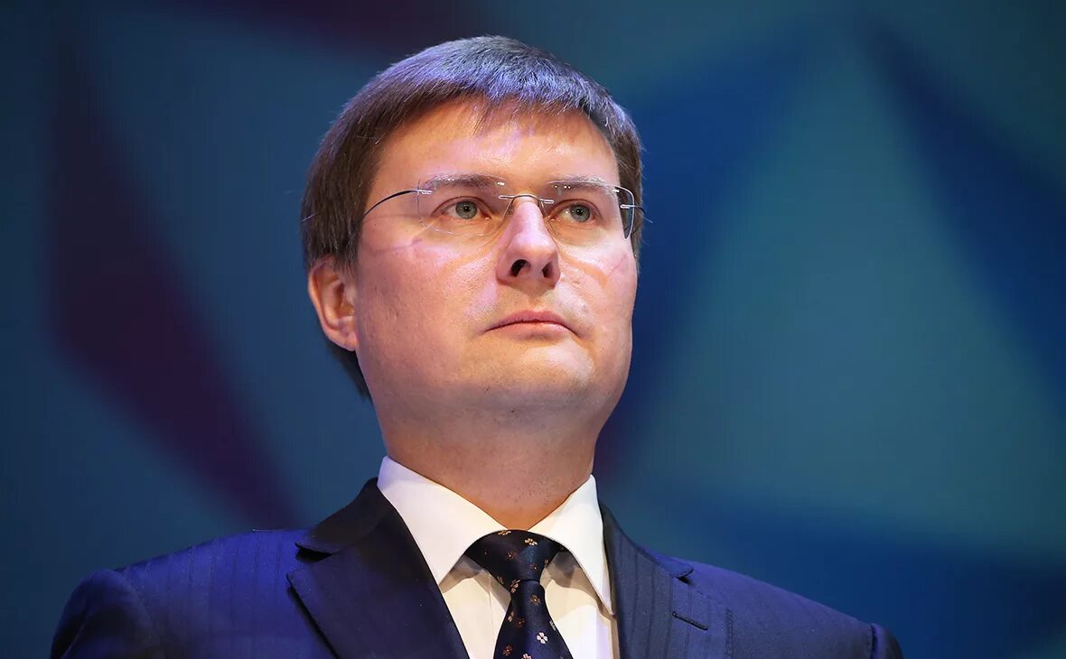 сергей сергеевич иванов. иванов сергей сергеевич алроса. козлов владимир владимирович алроса. руководитель алроса. иванов сергей сергеевич алроса.