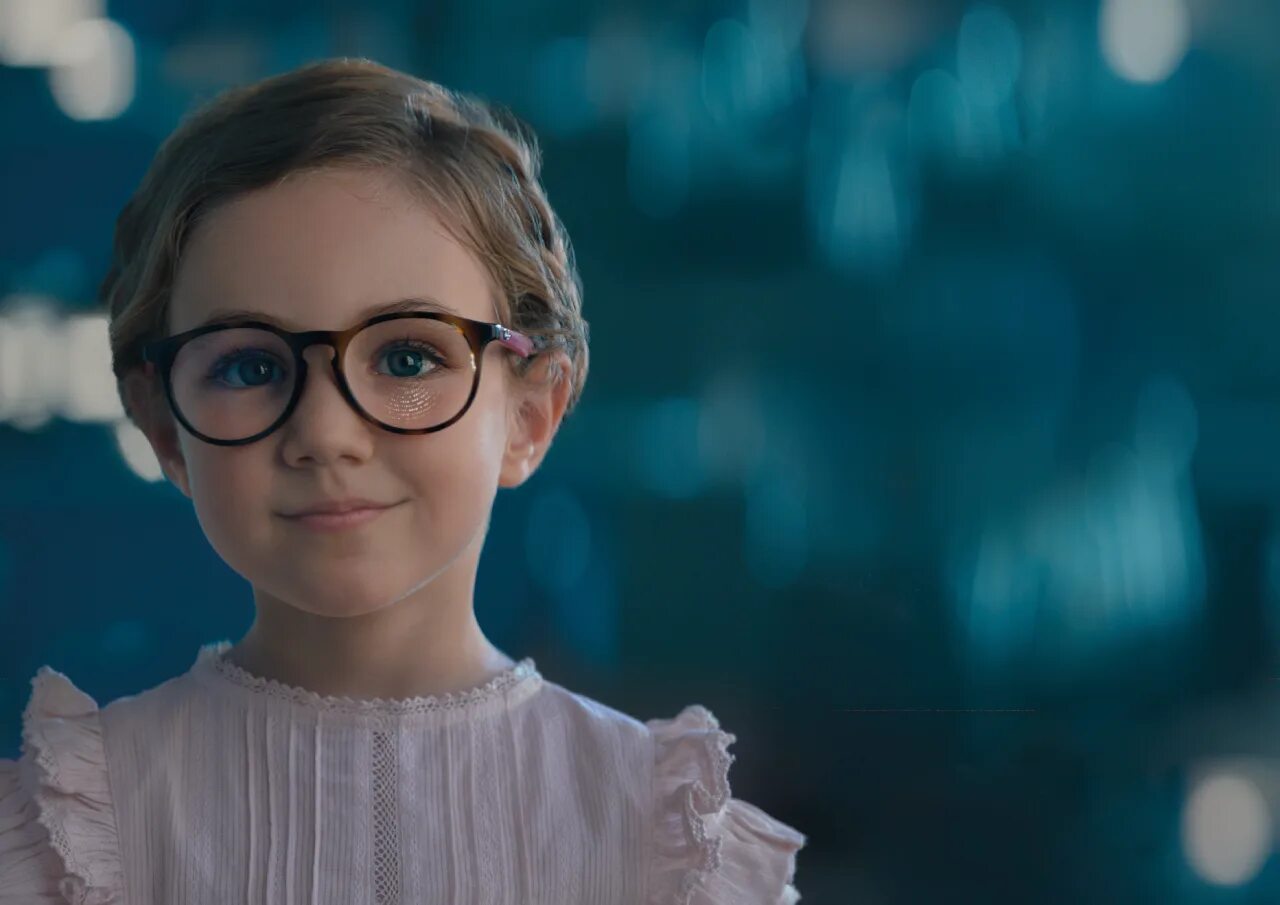 Линзы stellest от essilor. Очки stellest. Линзы stellest prevencia. Линзы essilor stellest для детей. Stellest линзы очковые.