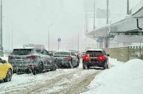 В январе обильный снегопад накрыл москву белым