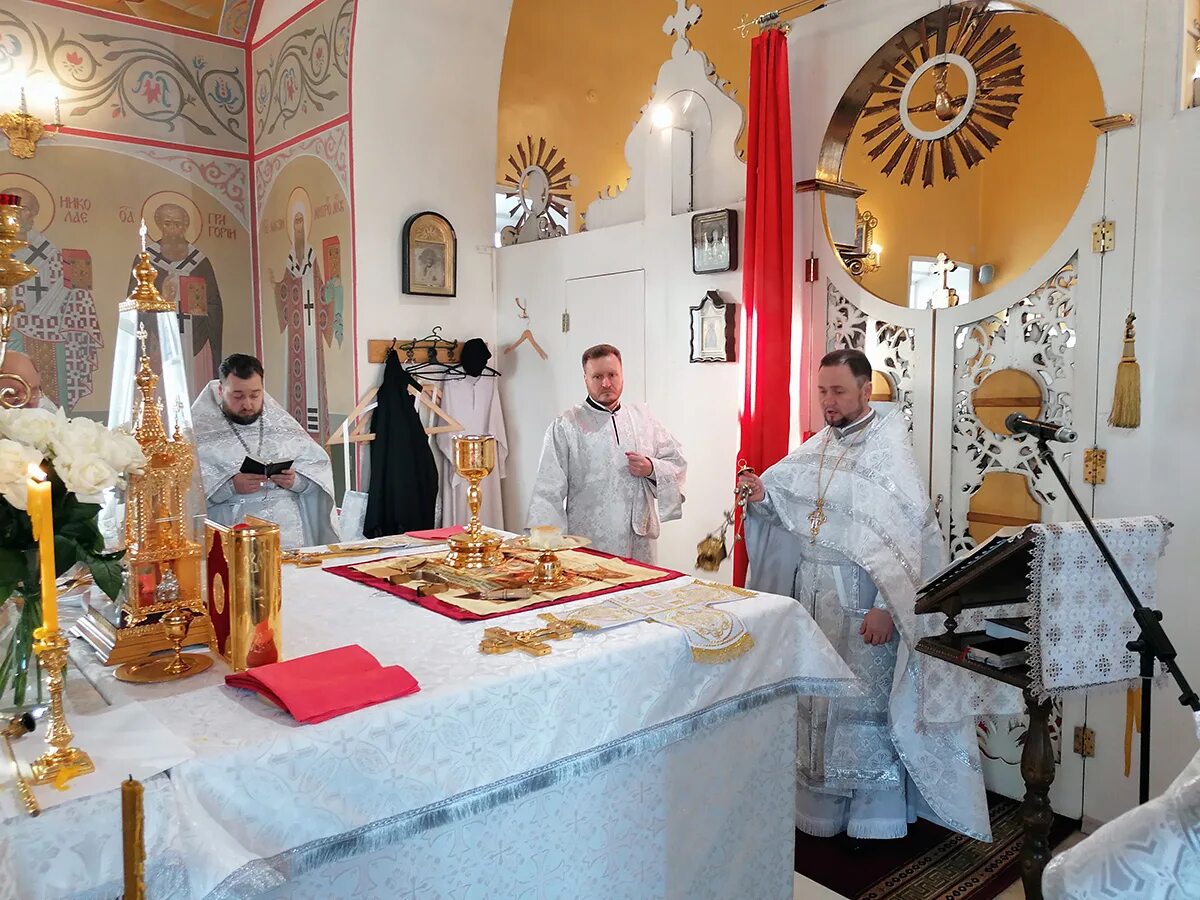 Вечерняя служба в сочельник рождества. Рождественский праздник в бузулукской епархии. Служба в сочельник рождества христова. Службы в сочельник 6 января. 2021.